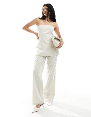 4th & Reckless tailored linen bandeau longline top in cream - part of a set