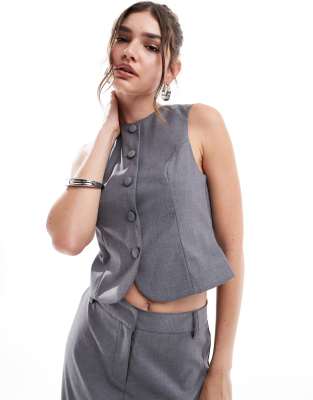 tailored vest in gray - part of a set