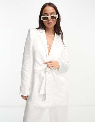 4th & Reckless satin tie detail blazer co-ord in white - ASOS Price Checker