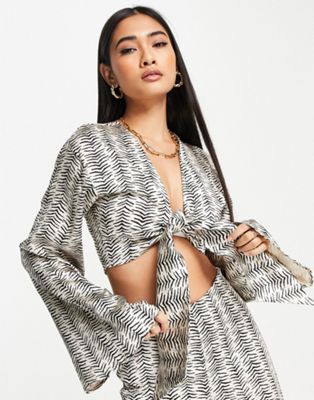 4th & Reckless tie front satin shirt co-ord in zebra print