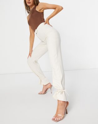 4th & Reckless tie leg trouser in cream - ASOS Price Checker