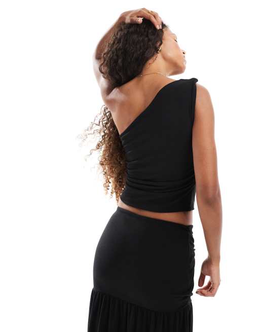 4th & Reckless - Top van gladde stof met hardware en blote schouder in zwart, deel van co-ord set, 4 van 4