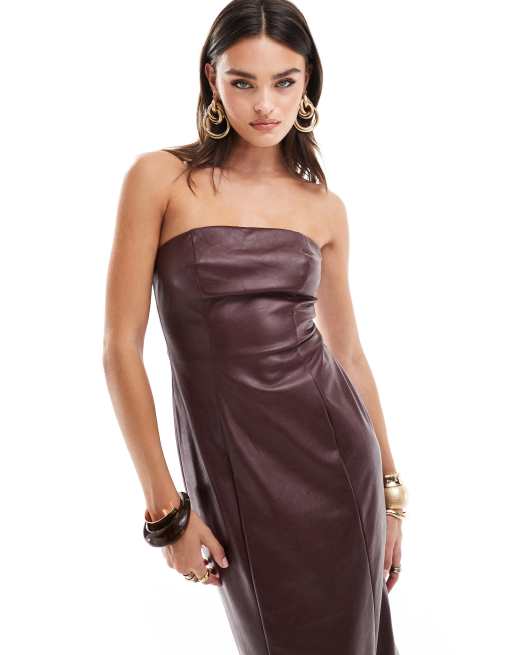 4th & Reckless – Trägerloses Maxikleid in Lederoptik in Burgunderrot, 2 von 4