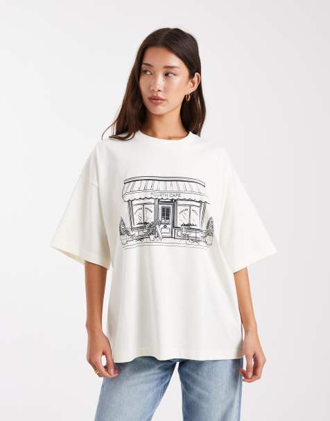 4th & Reckless – Vit, bomullsrik t-shirt i oversized fit med cafétryck - view 1