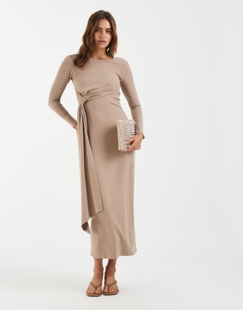4th & Reckless – Weiches Maxikleid in Mokka mit verdrehter Drapierung vorne - view 1