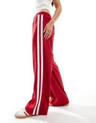 wide leg side stripe pants in red