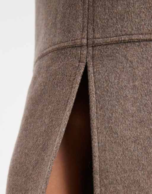 4th & Reckless wool blend soft tailored seam detail maxi skirt co-ord in mocha, 4 of 5
