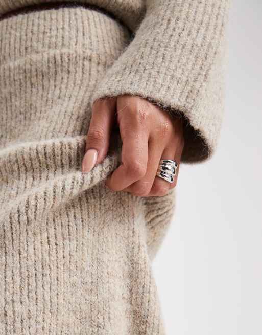 4th & Reckless wool feel ribbed knit fishtail maxi skirt co-ord in beige, 3 of 5