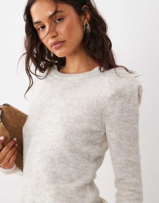 4th & Reckless wool feel shoulder pad knitted long sleeve top in ivory, 3 of 4