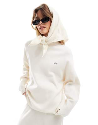 4th & Reckless x Felicia Wedin - Apres Ski -Strickpullover in Creme mit Rundhalsausschnitt und „Courchevel"-Stickerei, K...