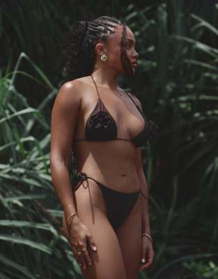 4th & Reckless x Loz Vassallo - Antibes - Seitlich gebundene Bikinihose in Dunkelbraun