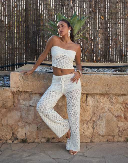 4th + Reckless x Luana Barron - Coordinato da spiaggia in misto cotone color crema con lavorazione misto uncinetto composto da pantaloni e top a fascia