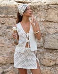 [4th & Reckless] 4th & Reckless x Luana Barron cotton rich mixed crochet open tie front beach top in cream (part of a set)-White 12 CREAM