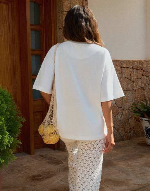 4th & Reckless x Luana Barron - Katoenen oversized T-shirt met geborduurde zon in wit, 2 van 4