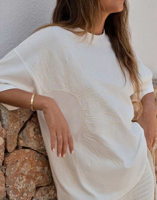 4th & Reckless x Luana Barron - Katoenen oversized T-shirt met geborduurde zon in wit, 4 van 4