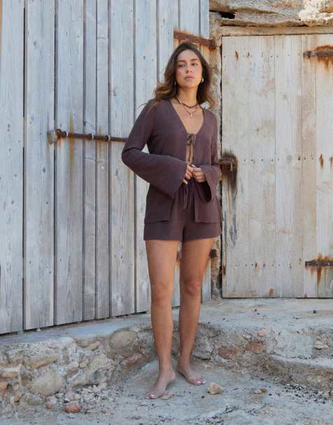 4th & Reckless x Luana Barron linen feel tie split front beach shirt and shorts set in chocolate - view 1