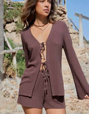 4th & Reckless 4th & Reckless x Luana Barron linen feel wide sleeve tie front beach shirt co-ord in chocolate-Brown