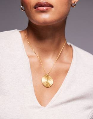 18k gold plated circular pendant necklace