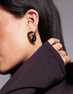 large stud earrings with amber stone in 18k gold plated