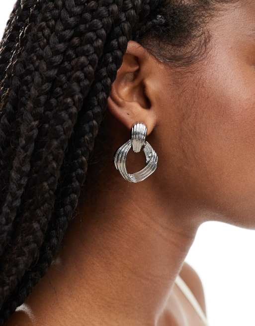 8 Other Reasons – Ohrringe in Vintage-Knotendesign mit Rhodium-Beschichtung