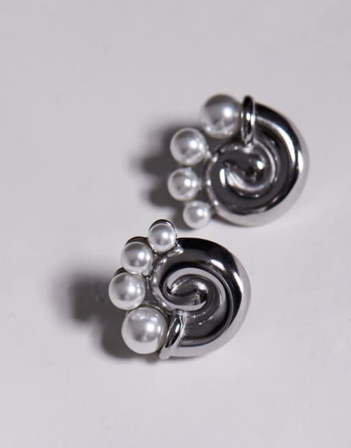 8 Other Reasons - Orecchini spessi a spirale placcati in rodio con perle, 2 di 4