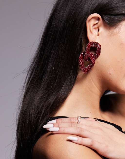 8 Other Reasons - Orecchini vistosi con maglie a catena decorate color bordeaux
