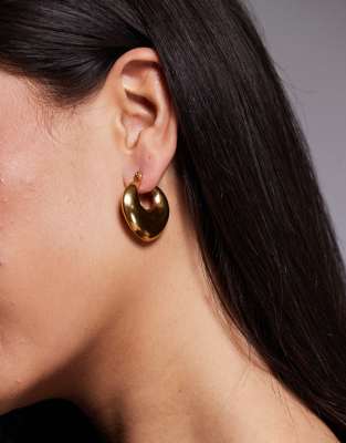 teardrop chunky hoop earrings in 18k gold plated