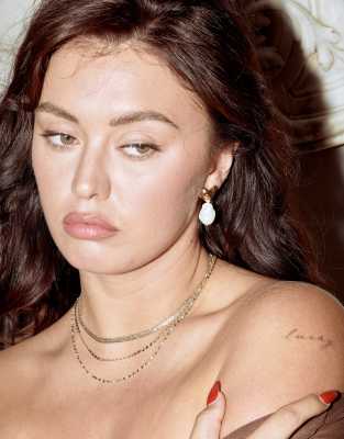 8 Other Reasons x Millie Hannah heart stud earrings with faux pearl in