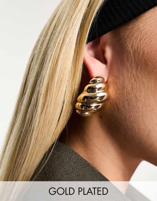 8 Other Reasons x Millie Hannah - Boucles d'oreilles dômes tendance en plaqué or 18 carats