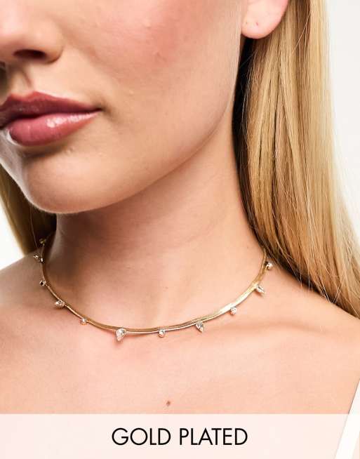 8 Other Reasons x Millie Hannah - Collier chaîne à maillons chevrons en plaqué or 18 carats à cristaux