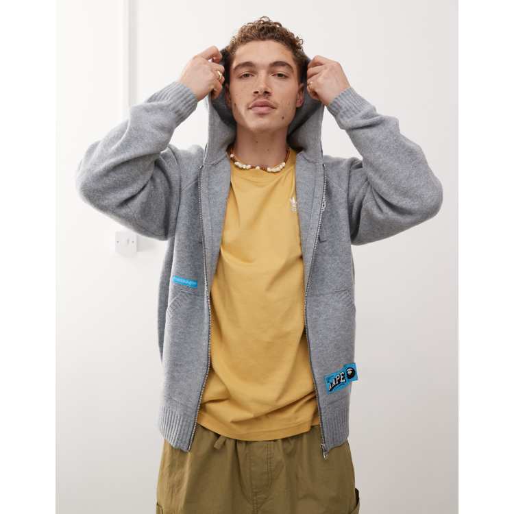 207571384-1-grey?$n_750w$&wid=
