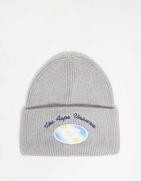 Aape by A Bathing Ape - Beanie met logo badge in wit - view 1