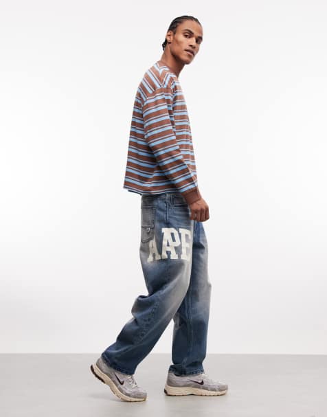 Aape by A Bathing Ape – Bleksblå, tvättade, lediga jeans med logga - view 1