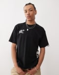[AAPE BY A BATHING APE®] Aape by A Bathing Ape boxy fit t-shirt in black with placement skate logo print Chest 32 BLACK