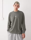 [AAPE BY A BATHING APE®] Aape by A Bathing Ape boxy long sleeve t-shirt in green Chest 32 KHAKI