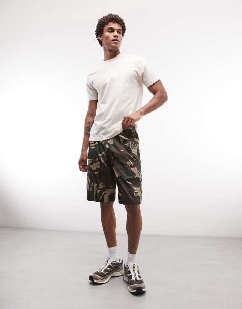 AAPE BY A BATHING APE Cargo-Shorts in locker Passform mit Military-Muster - view 1