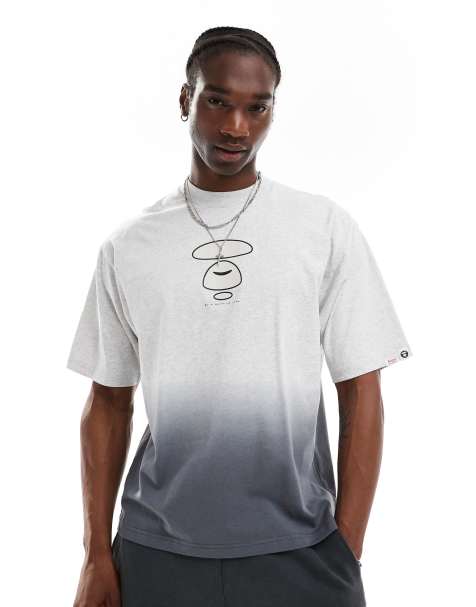 Aape By A Bathing Ape – Grå, ombrémönstrad t-shirt med logga - view 1