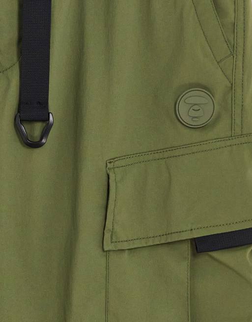 AAPE BY A BATHING APE® – Hose in Khaki mit mehreren Cargo-Taschen, 4 von 4