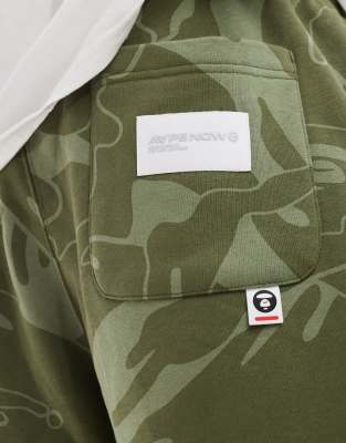 BATHING APE OG green camo XL cargo shorts large not supreme