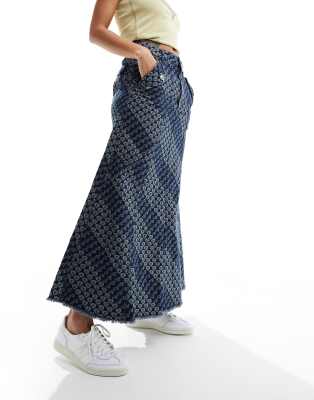 AAPE BY A BATHING APE® Aape by A Bathing Ape logo monogram denim maxi skirt in mid wash-Blue