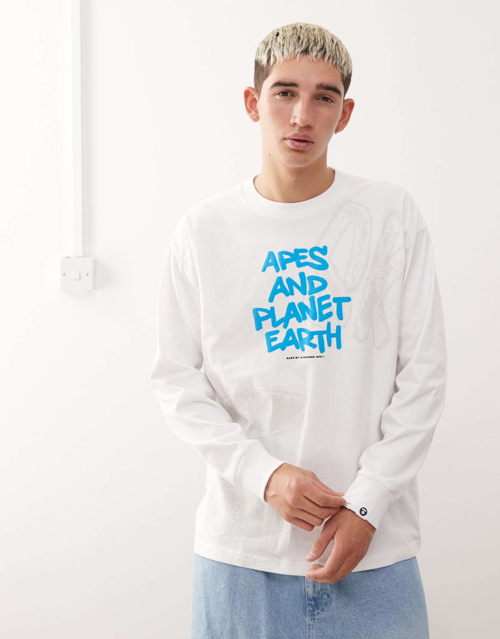 Белая футболка с длинным рукавом Aape by A Bathing Ape и принтом 
