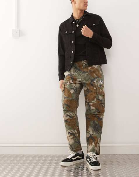 Aape by A Bathing Ape loose fit camo cargo trousers - view 1