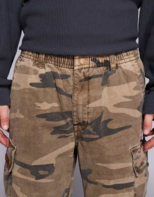 Aape By A Bathing Ape® - Losvallende cargobroek met camouflageprint in beige, 4 van 5