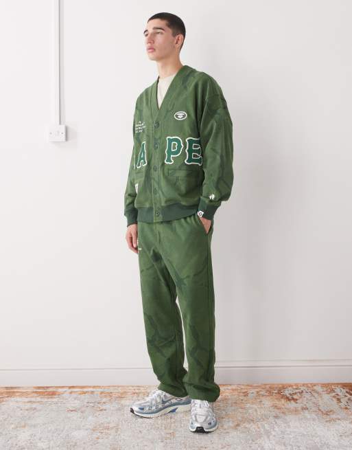 Aape by A Bathing Ape - Mørkegrøn og oversized cardigan med camouflageprint og logobroderi, 2 af 5