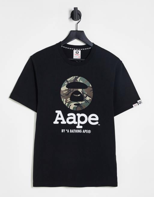 Aape By A Bathing Ape® – OG Moonface – Svart t-shirt med kamouflagemönstrat tryck