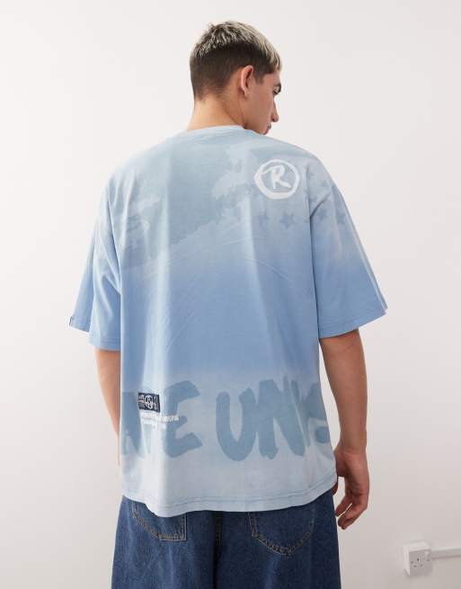 Aape By A Bathing Ape® - Oversized T-shirt in lichtblauw met spray dye , 3 van 5