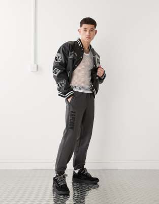Pantalon de jogging resserr aux chevilles avec logo sur le ct - Gris dlav - Aape By A Bathing Ape - Modalova