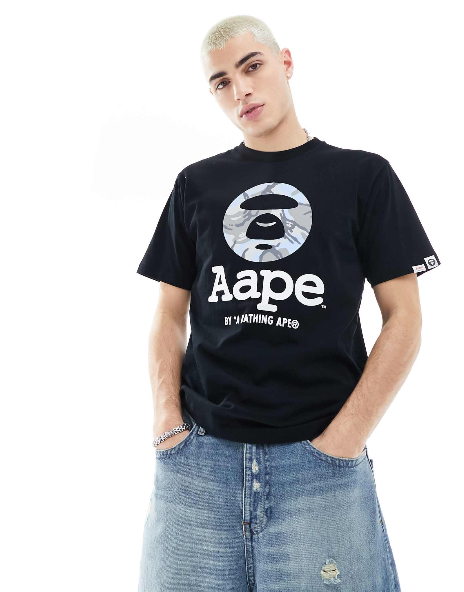 Футболка Aape By A Bathing Ape обычного кроя с коротким рукавом и рисунком спереди черного цвета 9990₽