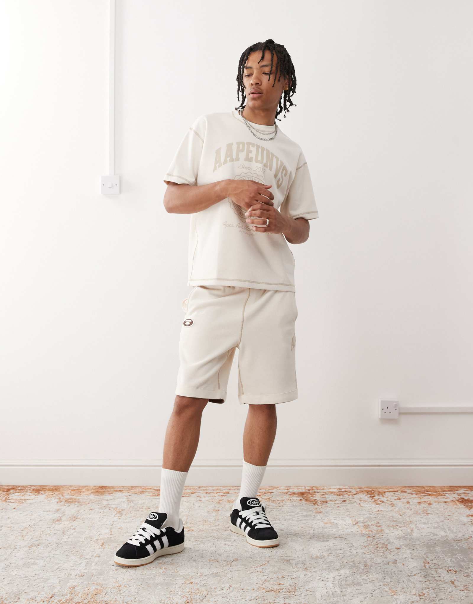 Двусторонняя толстовка с логотипом Aape by A Bathing Ape и шорты из ткани темно-белого цвета