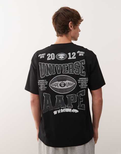 Aape By A Bathing Ape - Sort T-shirt med stort college-print på ryggen i firkantet pasform - view 1